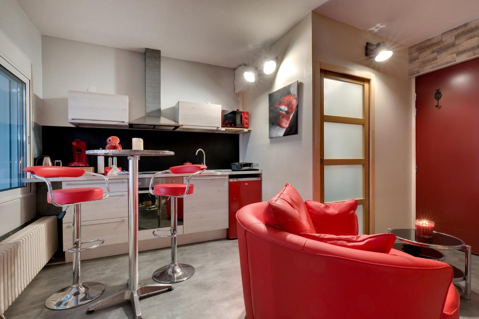 וישי Suite Brooklyn Jacuzzi מראה חיצוני תמונה